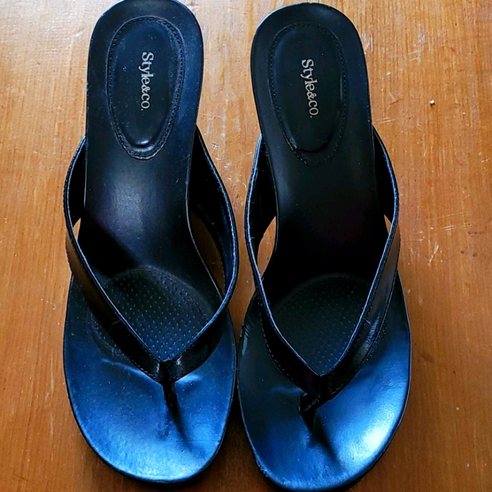 STYLE & CO SANDELS